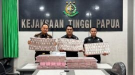 Puncak penuntasan eksekusi diumumkan dalam konferensi pers yang digelar di Kejaksaan Tinggi Papua, Jayapura, pada Selasa (22/9/2026). (Foto: Istimewa)