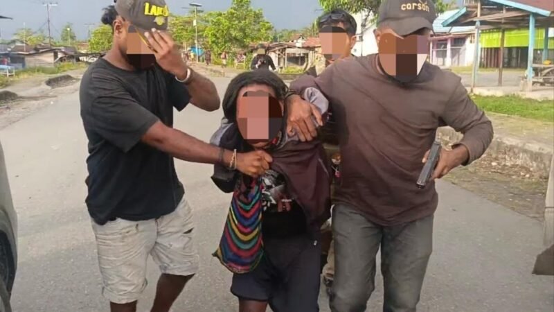 NB diamankan pada Selasa (22/9/2026) sekitar pukul 16.25 WIT di area Ruko Blok A dan B, Distrik Dekai, Kabupaten Yahukimo, Papua Pegunungan. (Foto: Satgas Humas Operasi Damai Cartenz)
