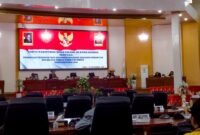 Suasan Rapat Paripurna dengan agenda pembacaan nota pengantar keuangan APBD Perubahan 2026 di Kantor DPRD Mimika, Sabtu (26/9/2026). (Foto: Galeri Papua/Rachmat Julaini)