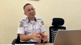 Kepala Puskesmas Timika, dr. Moses Untung. (Foto: Galeri Papua/Endy Langobelen)
