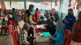 Suasana kegiatan pelayanan Jemput Bola Adminduk di Kampung Amamapare, Distrik Mimika Timur Jauh, Mimika, Papua Tengah, Sabtu (3/10/2026). (Foto: Galeri Papua/Ahmad)