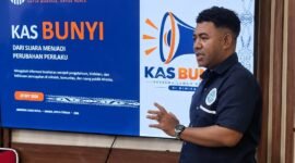Manager Program YACP, Febian Kakisina, menjelaskan program KAS BUNYI. (Foto: Istimewa/YACP)
