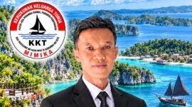 Didi Kurniawan, M.Kes., resmi terpilih sebagai Ketua Kerukunan Keluarga Tomia Kabupaten Mimika periode 2026–2031. (Foto: KKT Mimika)