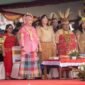 Jajaran Pemda Mimika dalam kegiatan upacara HUT ke-30 Kabupaten Mimika di halaman Kantor Pusat Pemerintahan, Jalan Poros SP3, Timika, Papua Tengah, Senin (12/10/2026). (Foto: Galeri Papua/Fernando Rio)