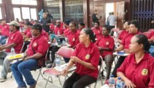 Para peserta saat mengikuti Sosialisasi dan Pelaksanaan Kampung Siaga di Bobaigo, Jumat (23/10/2026). (Foto: Istimewa)