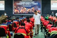 Para peserta menjalani tes hari pertama rangkaian event IFRC 2026 Gedung Multipurpose, Kuala Kencana, Minggu (25/10/2026).  (Foto: Galeri Papua/Fernando Rio)