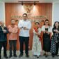 Foto bersama Tifa Creative dengan Staf Khusus Presiden Republik Indonesia Bidang UMKM dan Teknologi Digital, Tiar Nabilla Karbala, dan jajaran di Jakarta, Selasa (27/10/2026). (Foto: Galeri Papua/Endy Langobelen)